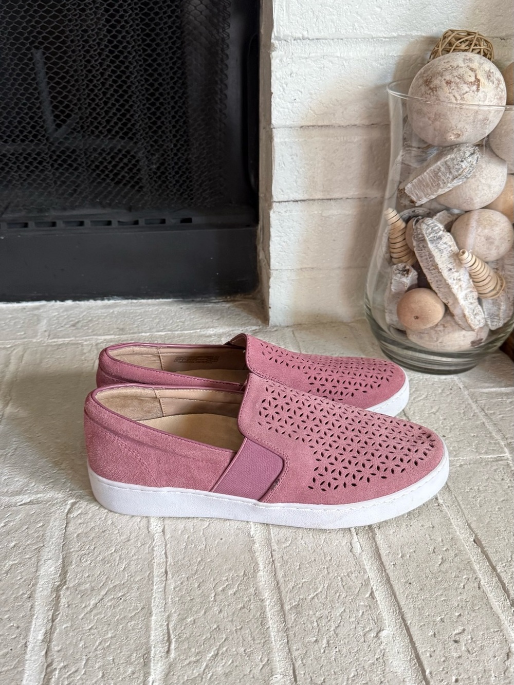 Vionic Pink Suede Laser Cut Slip On Sneakers Size 10